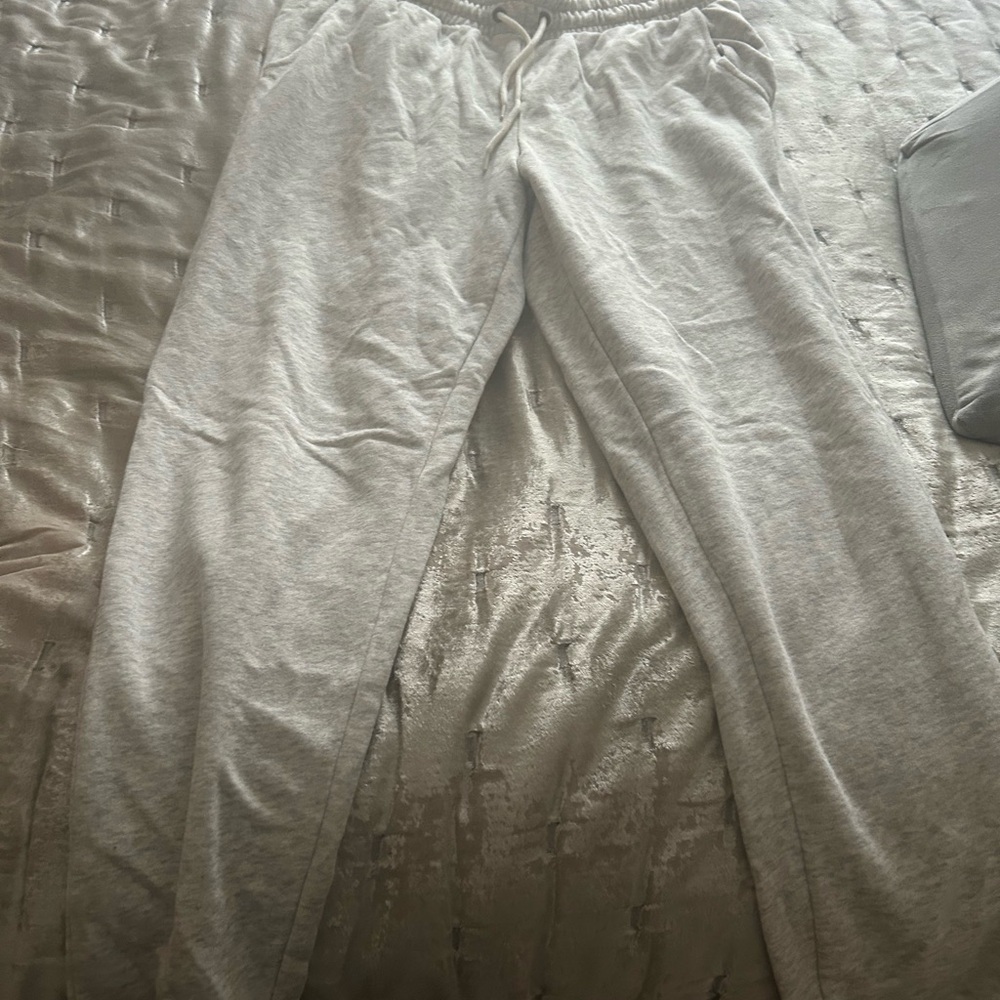 Old Navy Light Gray Elastic Waist Sweatpant